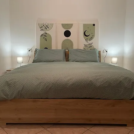 Casa Palida *