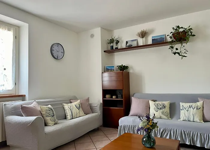 Casa Palida Daire Lierna